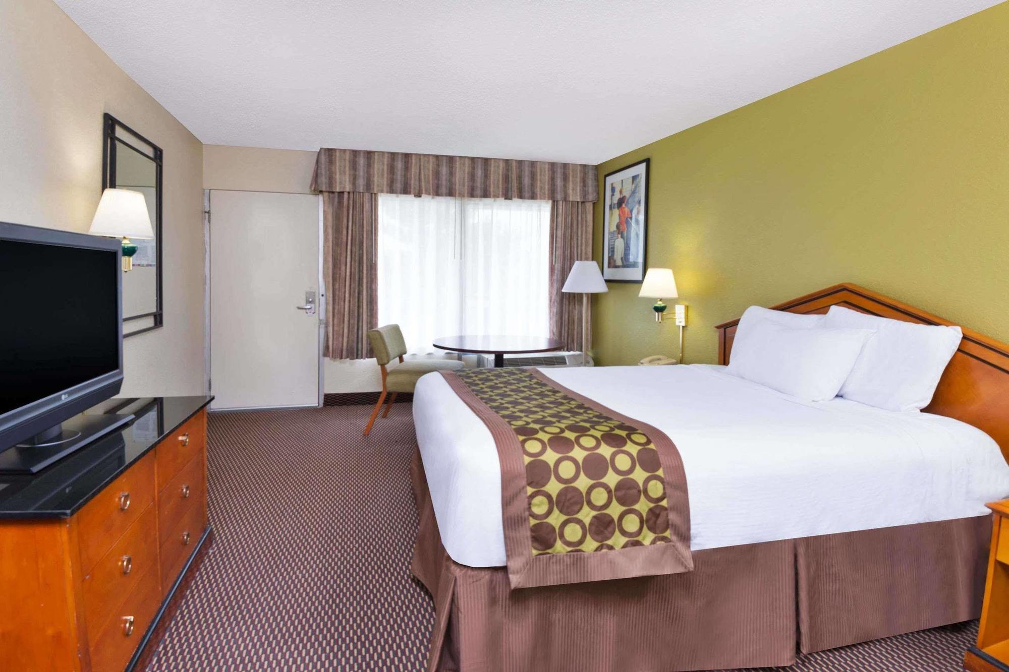 Ramada by Wyndham Pikesville/Baltimore North Eksteriør bilde